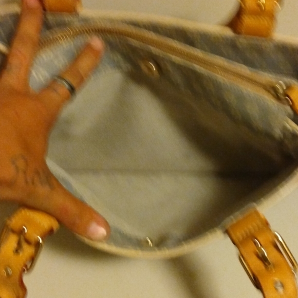 Handbag - Picture 3 of 6
